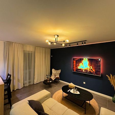 Chill Vibes Apartment Braşov Extérieur photo